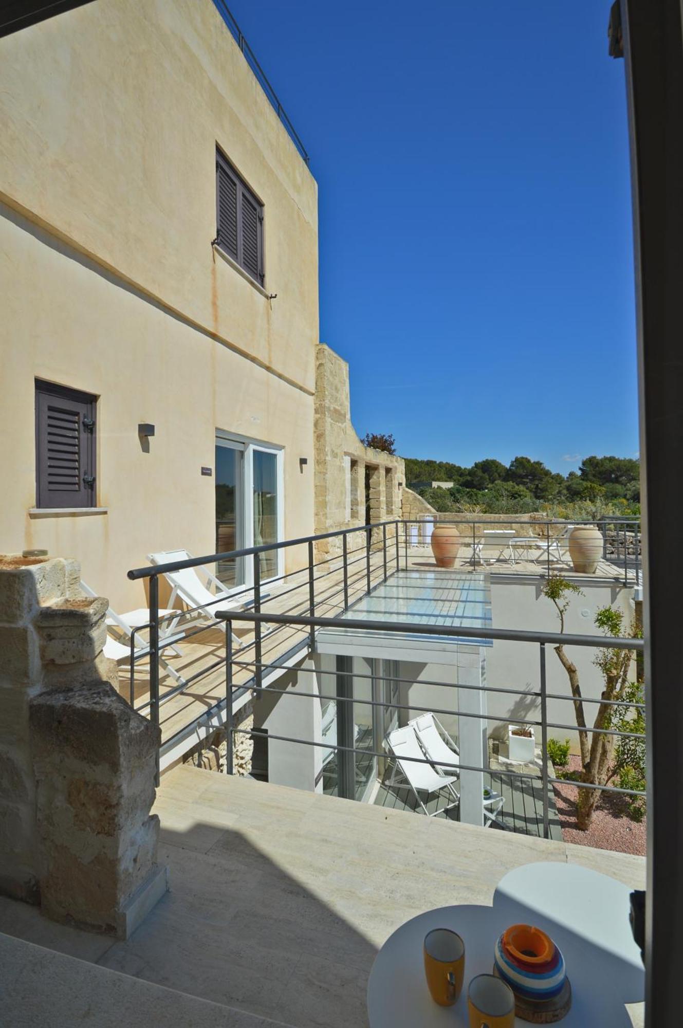 Villa Rocce Bianche 法维尼亚纳 外观 照片