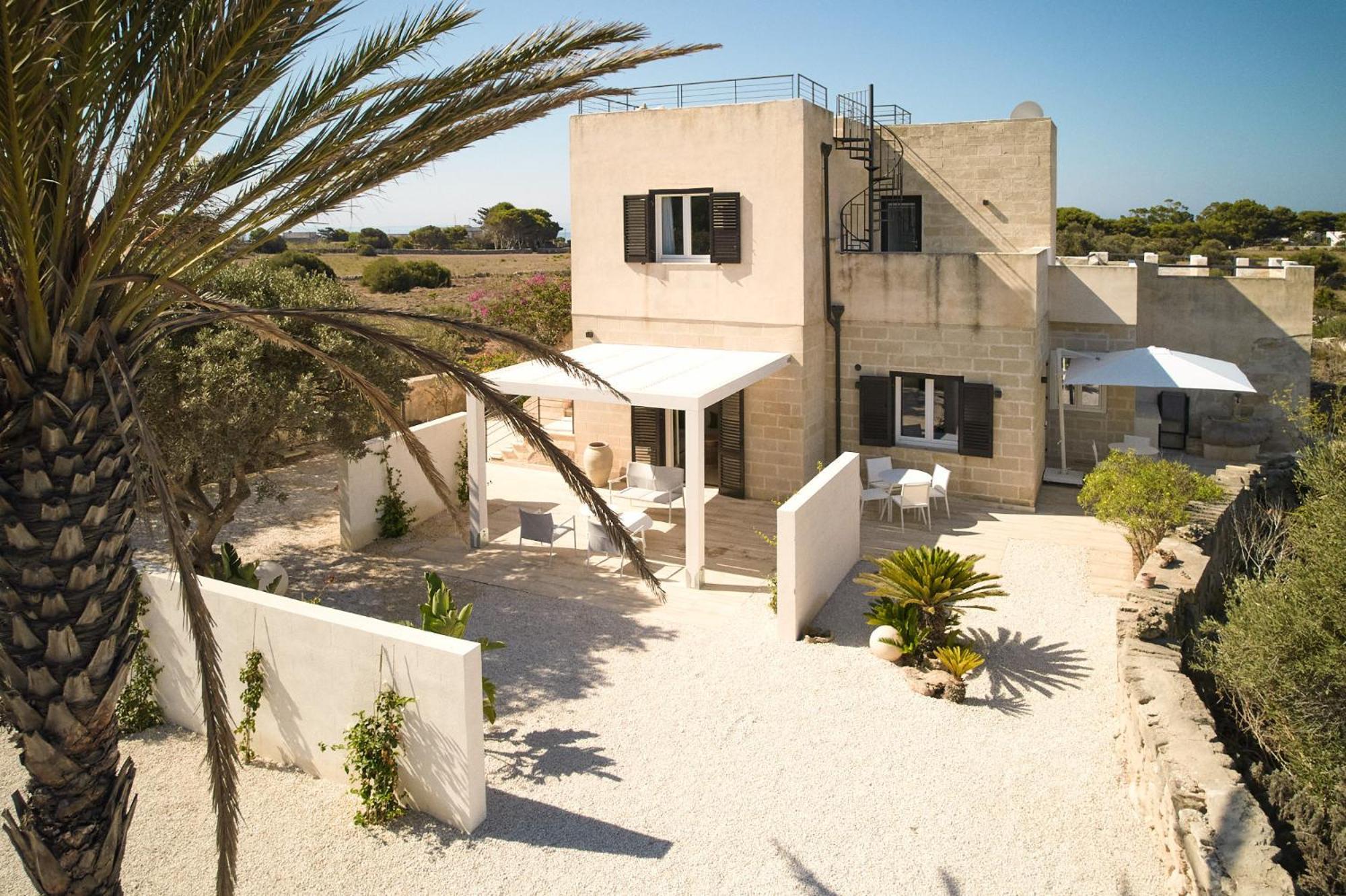 Villa Rocce Bianche 法维尼亚纳 外观 照片