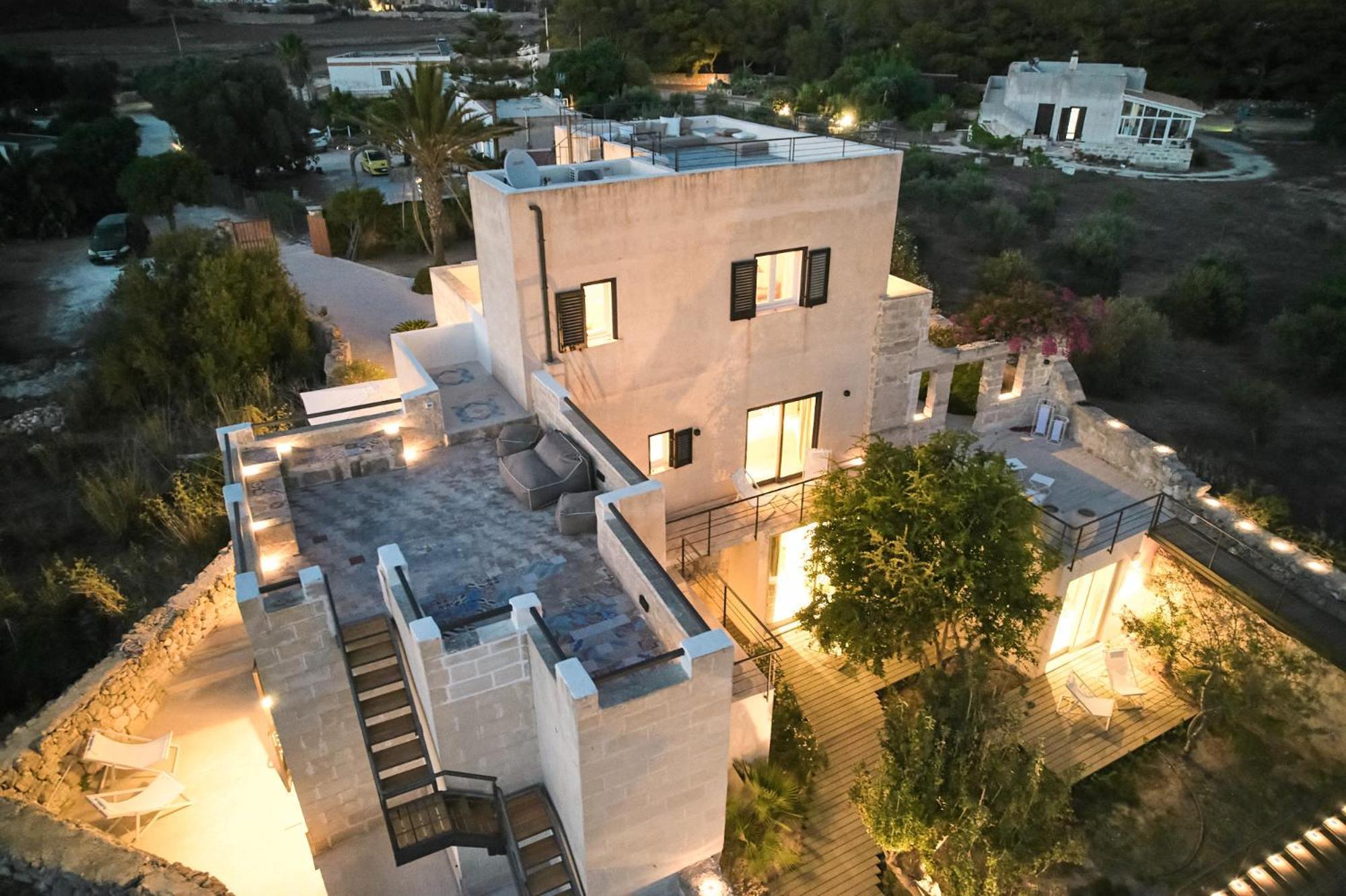 Villa Rocce Bianche 法维尼亚纳 外观 照片